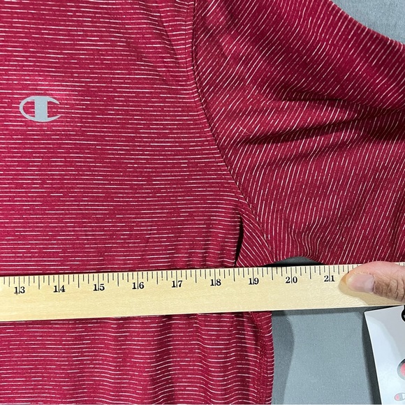 Champion Men's Heathered Red Short Sleeve Tee medium - Picture 7 of 8